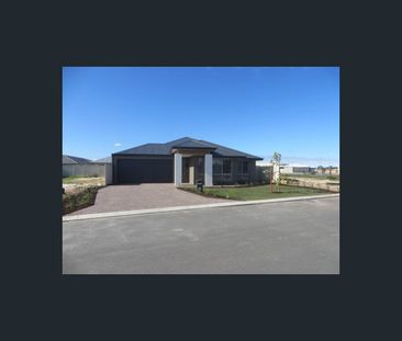 8 Wandina Way, Golden Bay, WA 6174 - Photo 2