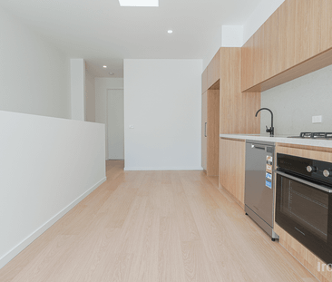 Brand New Townhome with Modern Upgrades in Prime Aurora Location - Photo 2