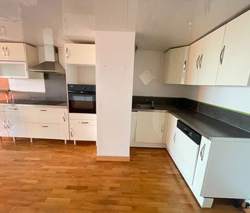 Location Appartement 3 pièces 84m² - Photo 4