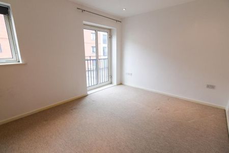 2 bedroom apartment to rent - Photo 4