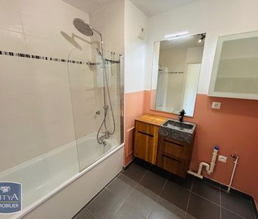 Location Appartement 3 pièces 63m² LAMBERSART 59130 - Photo 5