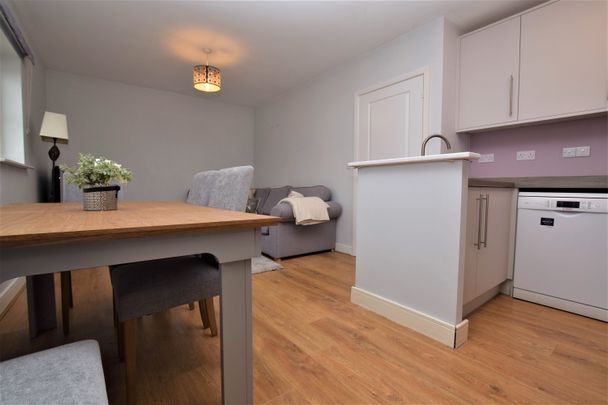 Kirk Way, Colchester, CO4 5ZN - Photo 1