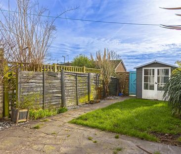 Blackpatch Grove, Shoreham-By-Sea - Photo 2