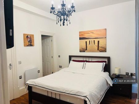 1 bedroom flat to rent - Photo 5