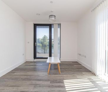 2 bedroom apartment to rent - Photo 2