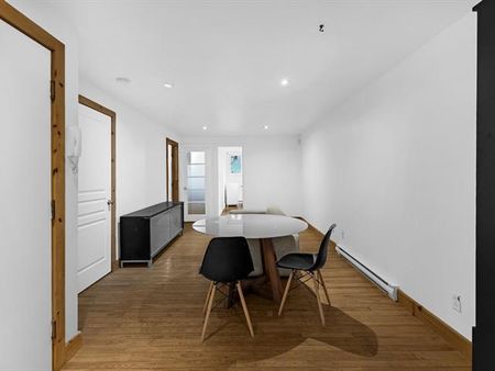 Unit 2: Entire unit - Photo 3