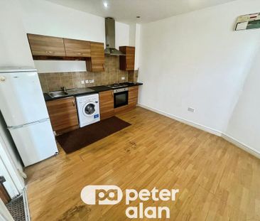 1 bedroom flat to rent - Photo 2