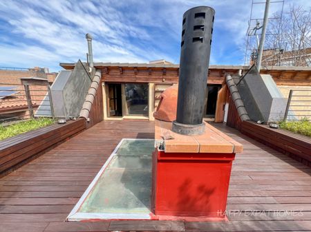 Spacious villa with pool for rent in Sant Just Desvern - Photo 4