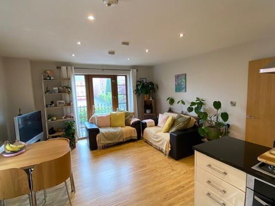 22 Upper Lisburn Road, Belfast, BT10 0AA - Photo 1