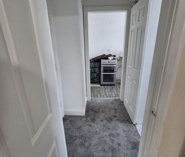 Studio to rent - Photo 6