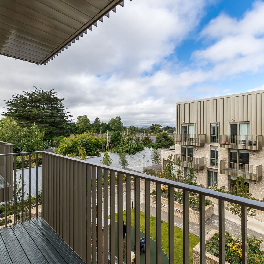 One Bedrooms @ Rockpoint, Newtown Avenue, Blackrock, County Dublin. - Photo 1