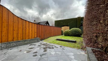 Ruime en energiezuinige wooneenheid met tuin - Photo 3