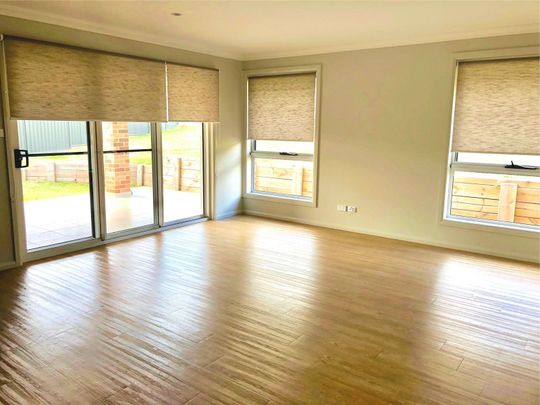 Superb Quality Home in Quiet Location - Photo 1