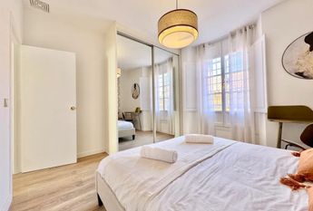 Plaza de Doña Trinidad, Málaga, Andalusia 29007