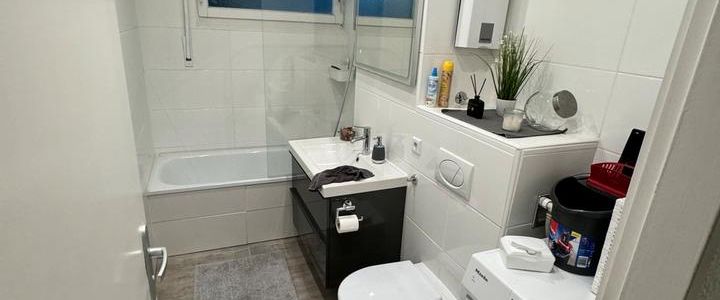 WG Zimmer Frei absofort, heute Besichtigung!!! - Photo 1