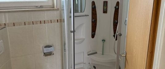 Wunderschöne modern möblierte 2 Zimmer Altstadt-Wohnung - Foto 1