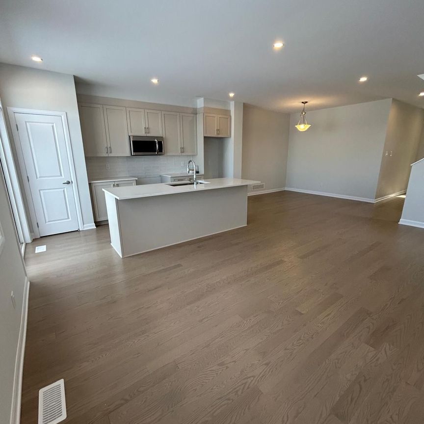 For Lease - 746 Fairline Row, Kanata, Ontario - Photo 1