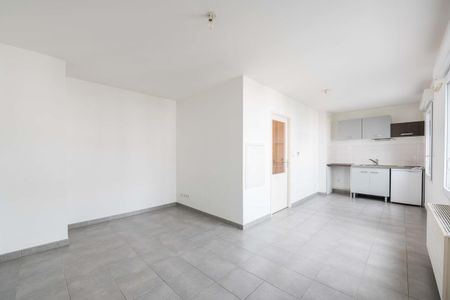 Location Appartement 1 pièce 29m² NANTES 44000 - Photo 2