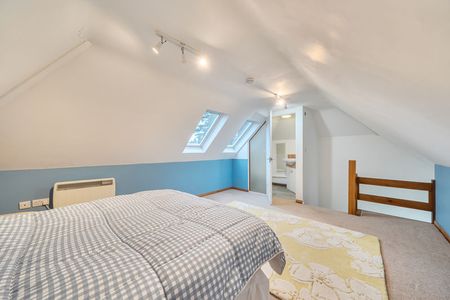 Hewshott Lane, Liphook, Hampshire, GU30 - Photo 5