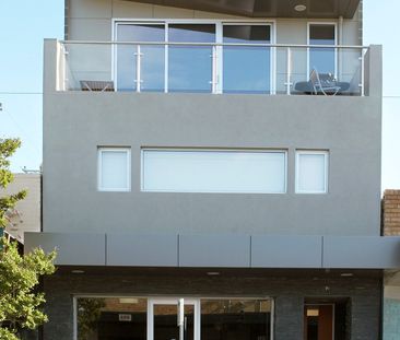 2 LEVELS, 2 BEDS, 2 BATHS, IN BOUTIQUE GROUP! - Photo 5