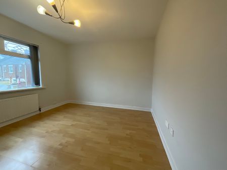 23 Northwood Road, Belfast, BT15 3qr - Photo 4