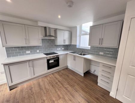 1 Bedroom Detached To Let - Photo 2