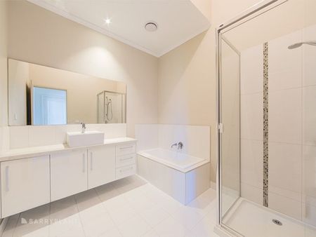 MODERN TOWNHOME IN CENTRAL NOBLE PARK - Photo 4