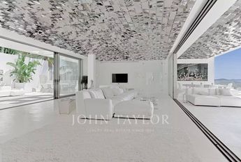 Luxury Villa for rent in Es Cubells, Balearic Islands