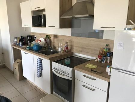 Location Appartement 4 pièces 81m² CENON 33150 - Photo 4