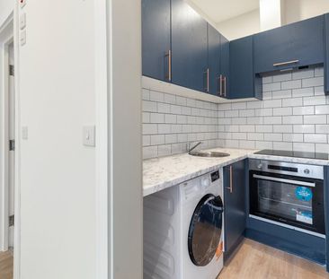 Studio Flat, Cambridge Road, TW4 - Photo 4