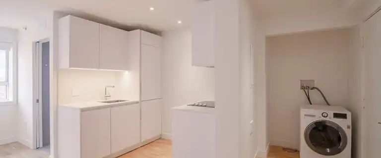 25 Avenue des Pins | 25 Avenue des Pins O, Montreal - Photo 1