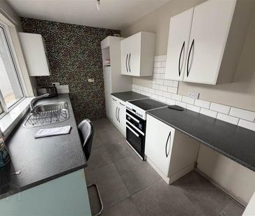 93 South Street, Newtowards, Newtownards, BT23 4JU - Photo 4