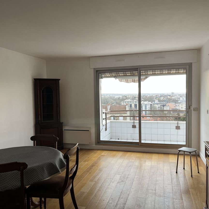 Location Appartement 2 pièces 46m² NOGENT SUR MARNE 94130 - Photo 2