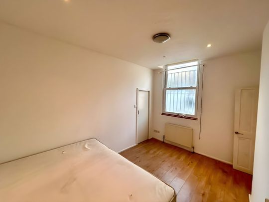 1 Bed Flat, Cranfield Road, SE4 - Photo 1