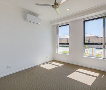 Stylish, Modern & Compact - Photo 5