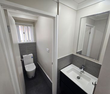 NEAT & TIDY FOUR BEDROOM HOME! - Photo 6