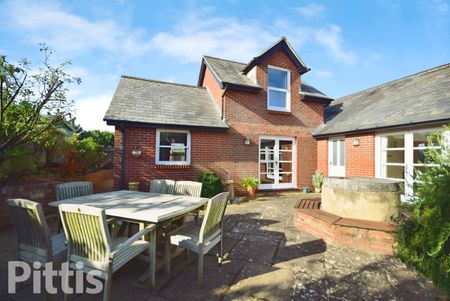 3 bedroom detached house to rent - Photo 4