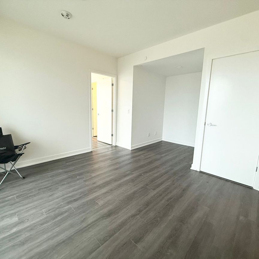 For Lease - 3071 Trafalgar Road Unit# 704, Oakville, Ontario - Photo 1