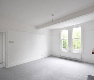 2 bedroom flat to rent - Photo 5 | Rentumo