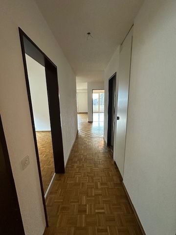 Location pour 1 année – Appartement de 4 pièces - Foto 2