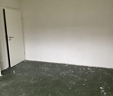 Demnächst frei! 2-Zimmer-Wohnung in Duisburg Huckingen - Photo 1