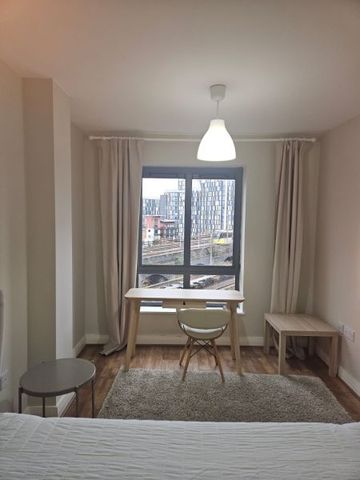 Ellesmere Street, Manchester - Photo 4