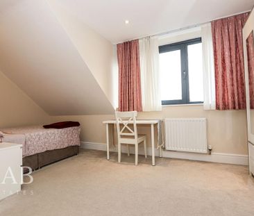 5 bedroom terraced house to rent - Photo 5