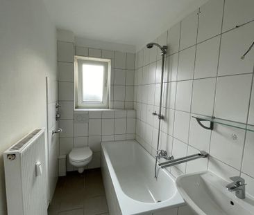 Wohnen in Groß-Umstadt ! 3-Zimmer-Wohnung jetzt frei ! - Photo 2