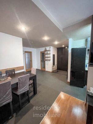 Apartament 3 camere, Andrei Muresanu + Parcare si Balcoane - Photo 1