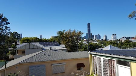 Charming One-Bedroom Flat in Prime Paddington Location - Photo 4