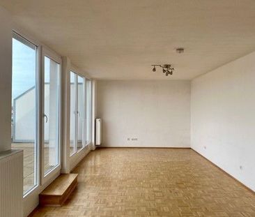 3- Zimmer-Wohnung mit Dachterrasse und Einbauküche - Foto 1