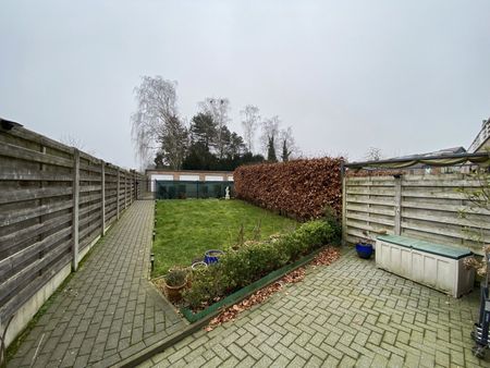 Ruim gelijkvloers appartement met tuin - Photo 4