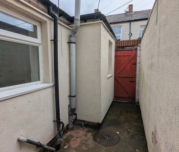 2 bedroom terraced house to rent - Photo 6