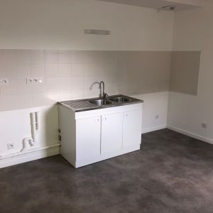 4 PIECES – CHAMBERY CENTRE - Photo 2